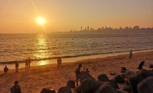 Mumbai - Sonnenuntergang am Chowpatty Beach