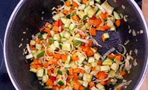 Einfache und schnelle ayurvedische Gemüse-Suppe