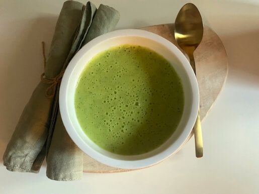 Grüne Detox-Suppe für deinen Detox-Tag