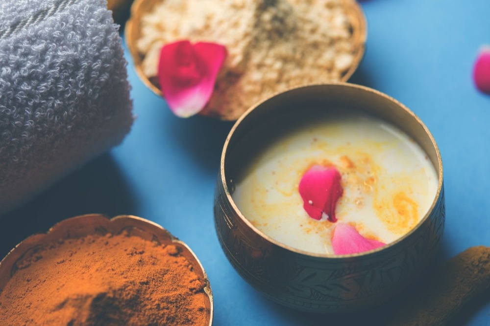 Ayurvedische Ernährung ist kein starres Regelwerk, sondern ein bewusster Lebensstil, der sich an dich anpasst.